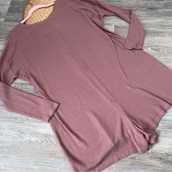 Aerie ribbed snap button front lounge romper - Picture 4 of 5